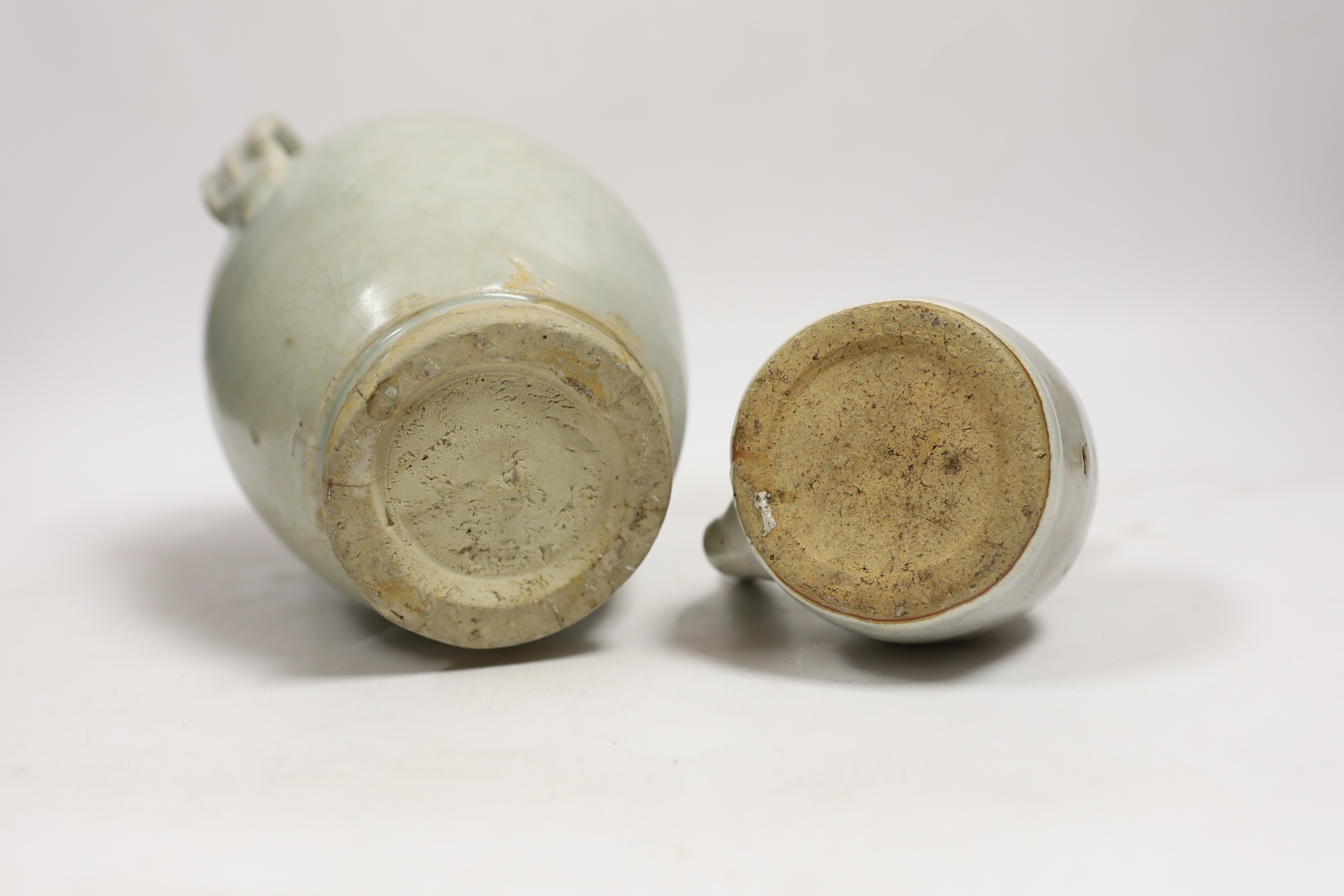 Two Chinese pottery ewers - Song-Yuan dynasty, tallest 19cm